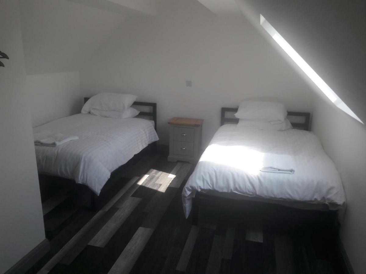 Crofts Hotel Cardiff Esterno foto