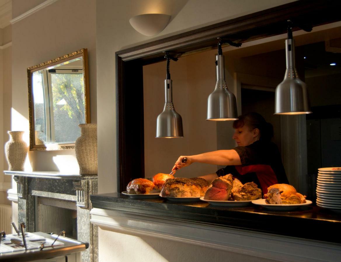Crofts Hotel Cardiff Esterno foto