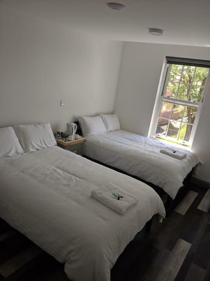 Crofts Hotel Cardiff Esterno foto