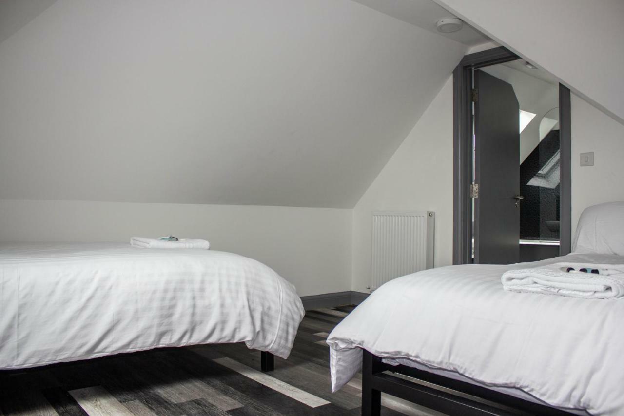 Crofts Hotel Cardiff Esterno foto