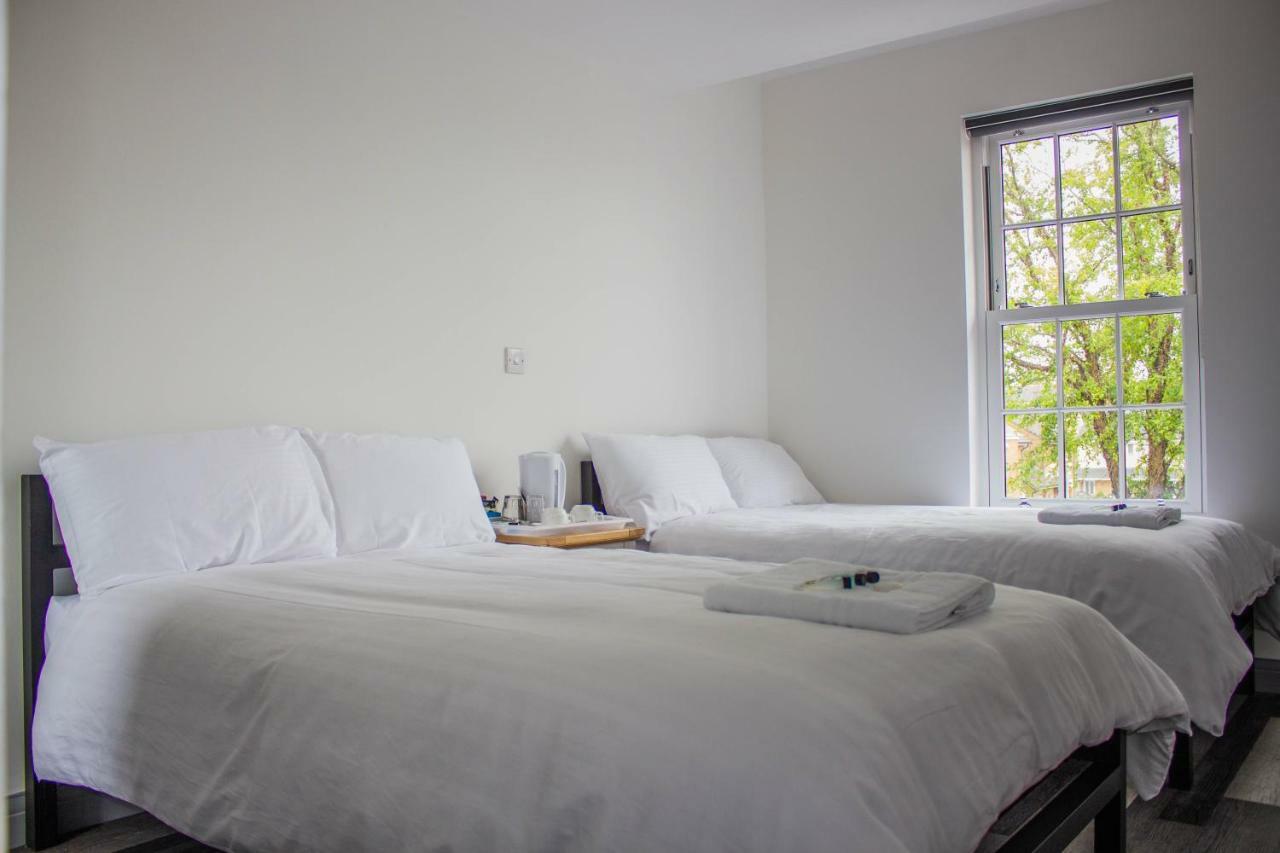 Crofts Hotel Cardiff Esterno foto