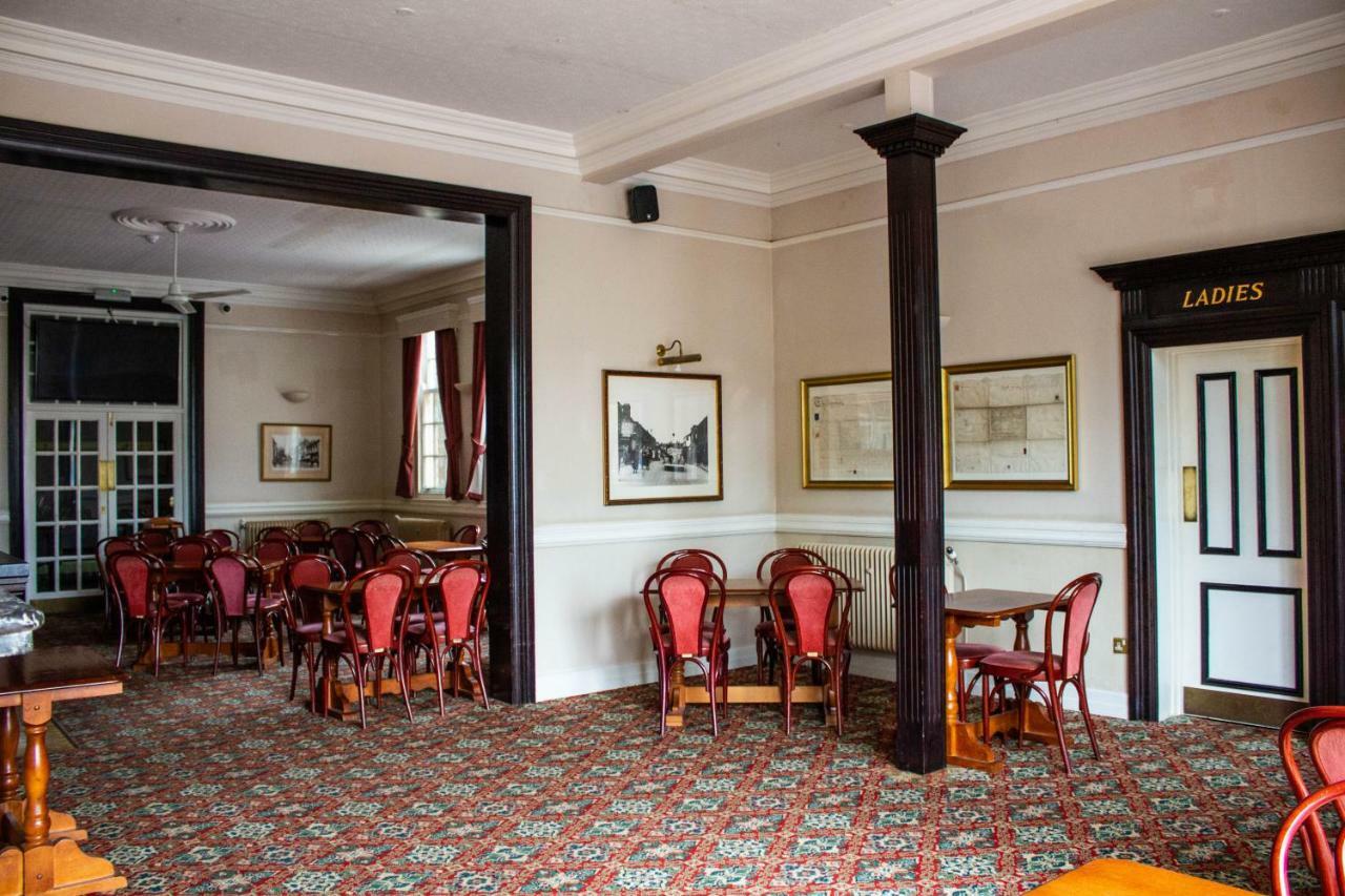 Crofts Hotel Cardiff Esterno foto